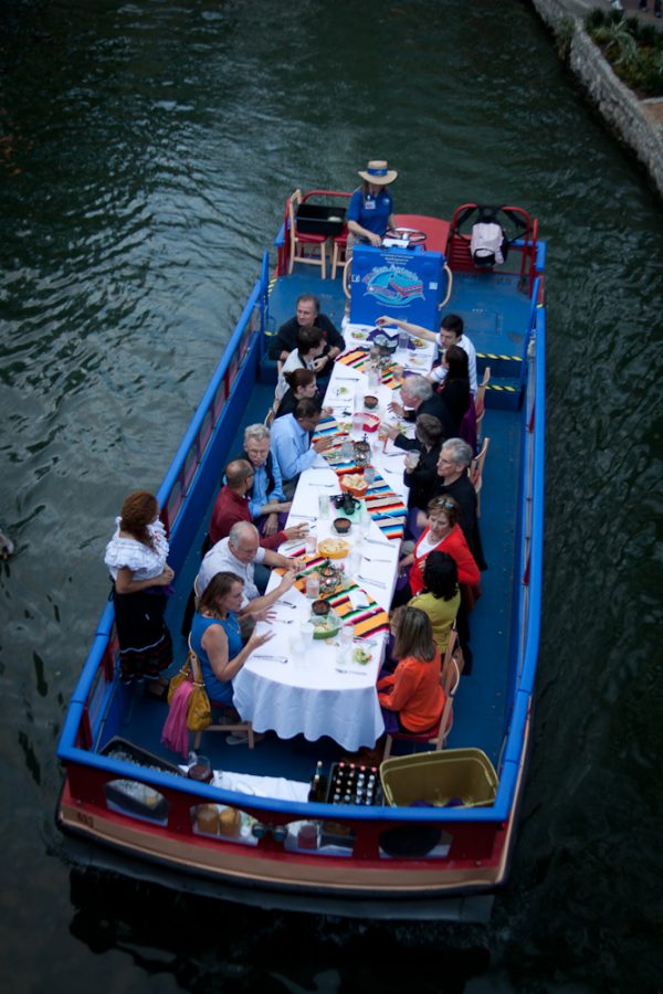 riverboat cruise san antonio